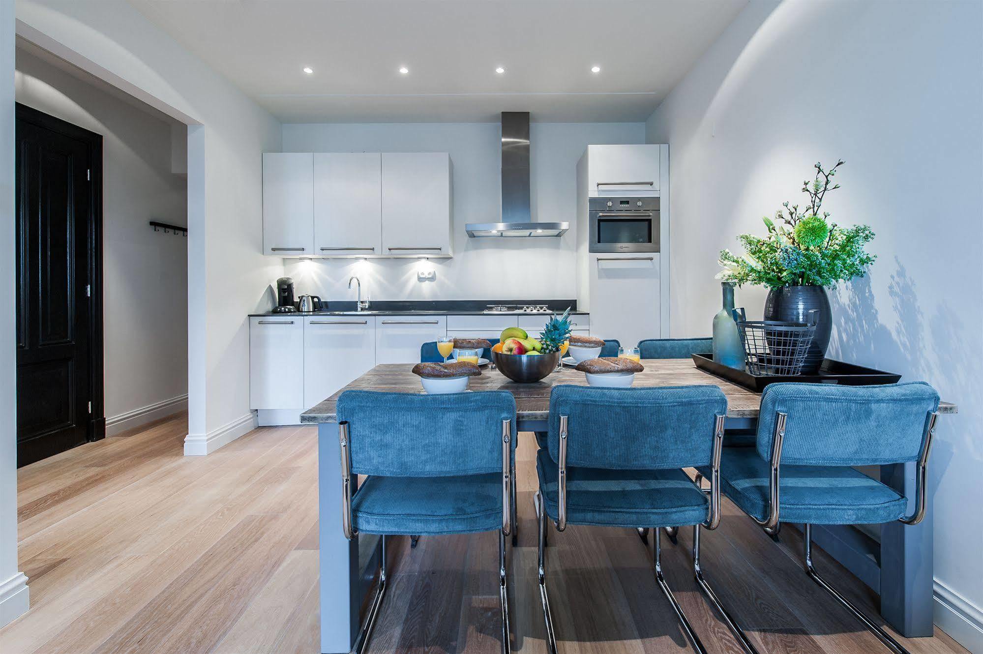 Short Stay Group Tropen Serviced Apartments Амстердам Экстерьер фото